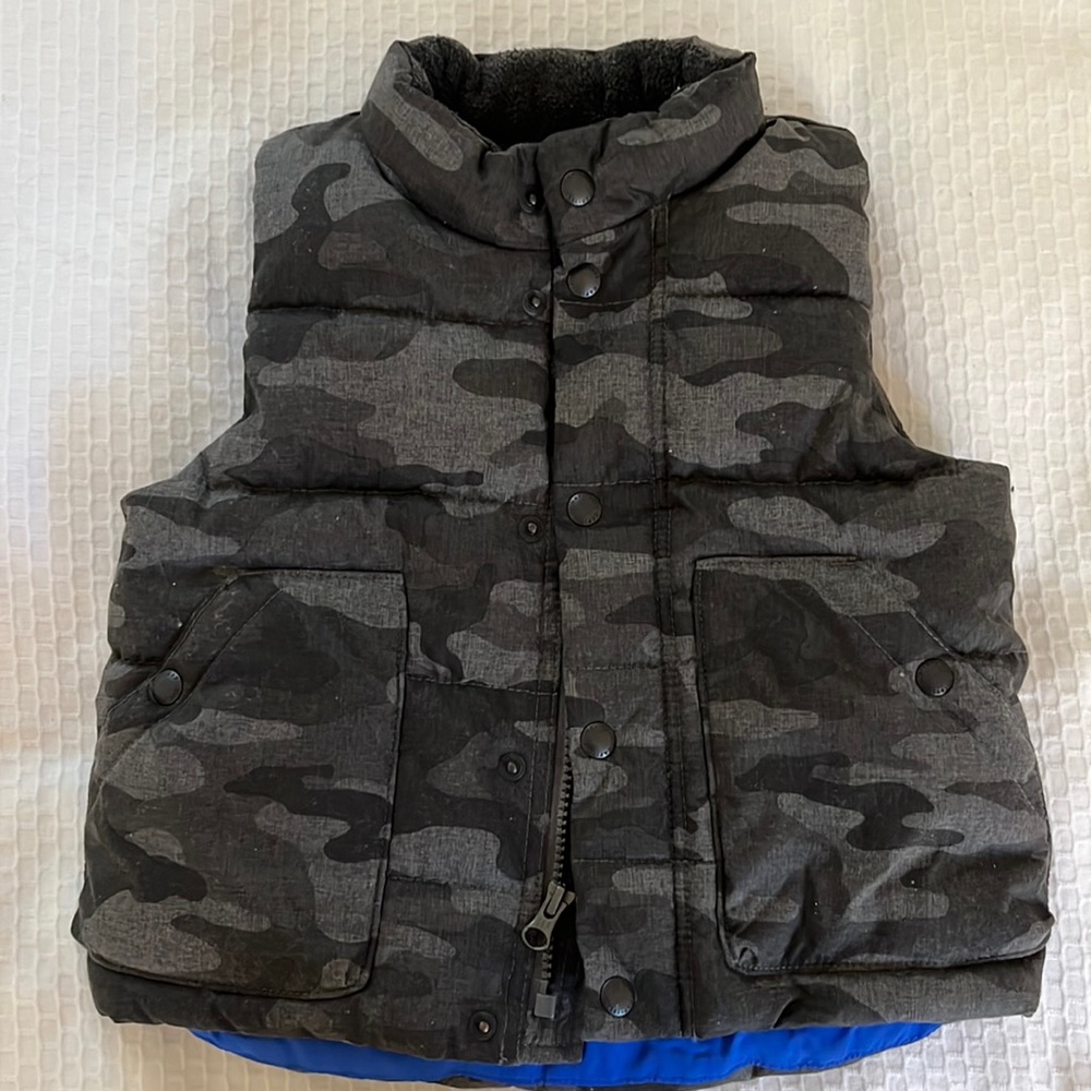 Baby Gap 2T Boys Puffy Vest Camo